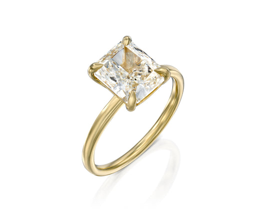 Solitaire Ring With Radiant