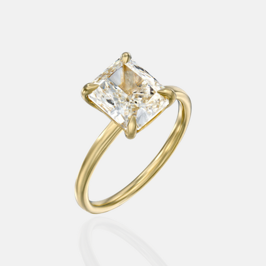 Solitaire Ring With Radiant